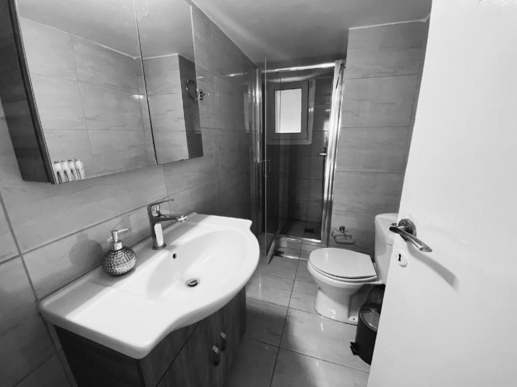 Thanasis Place Афины Экстерьер фото